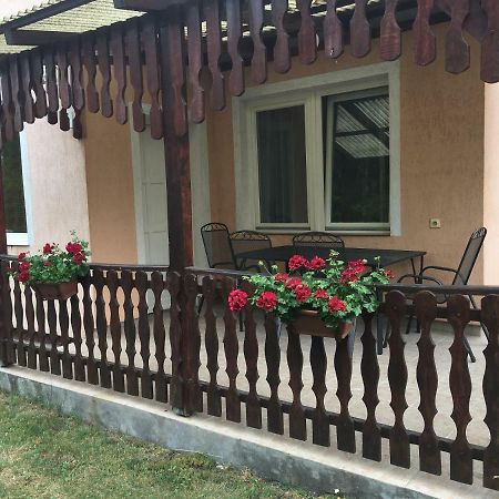 Balatonfenyves - Munkacsy U. 6. Villa Exteriör bild